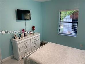 Building Photo - 1649 NE 171 St