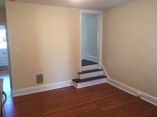 Building Photo - 947 Sargent Ave