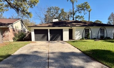 Building Photo - 23430 Cimber Ln