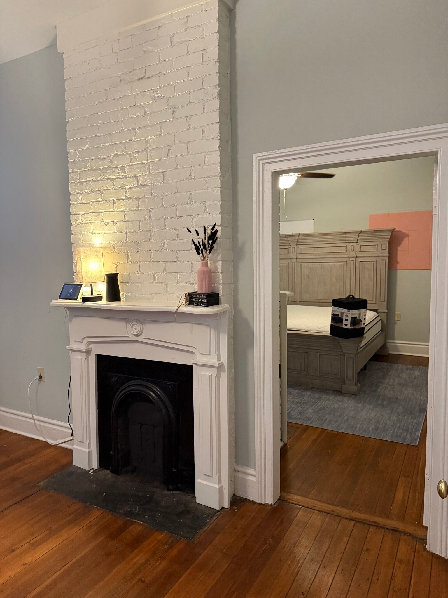 Building Photo - 302 Telfair St