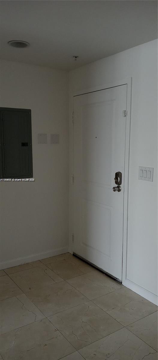 Building Photo - 7900 Harbor Island Dr