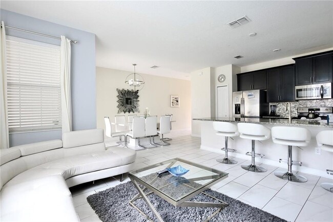 Building Photo - 9063 Dogleg Dr