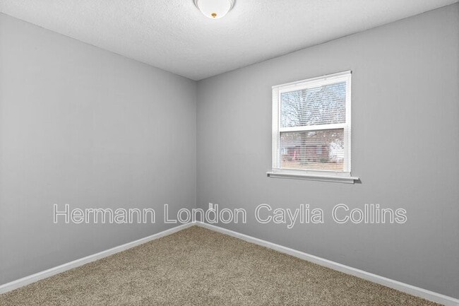 Building Photo - 2265 Grants Pkwy