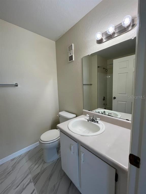 Building Photo - 13025 Mulberry Park Dr