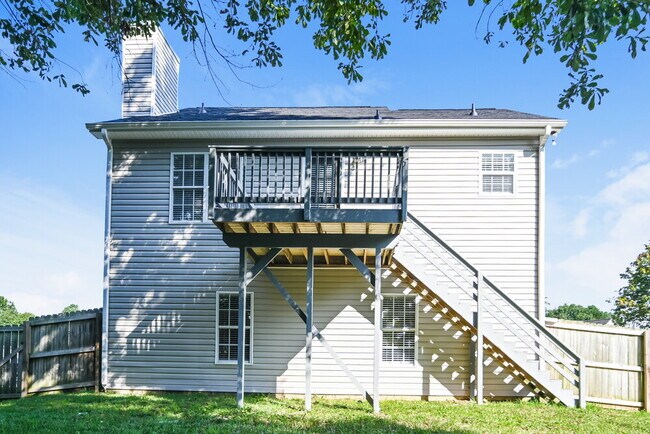 Building Photo - 122 Wills Way