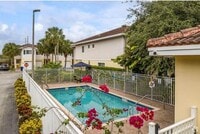 Building Photo - 5122 NW 30th Ln