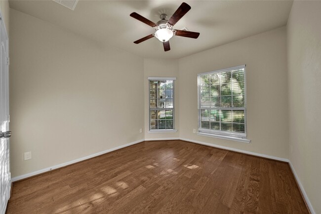 Building Photo - 25208 Forest Ledge Dr