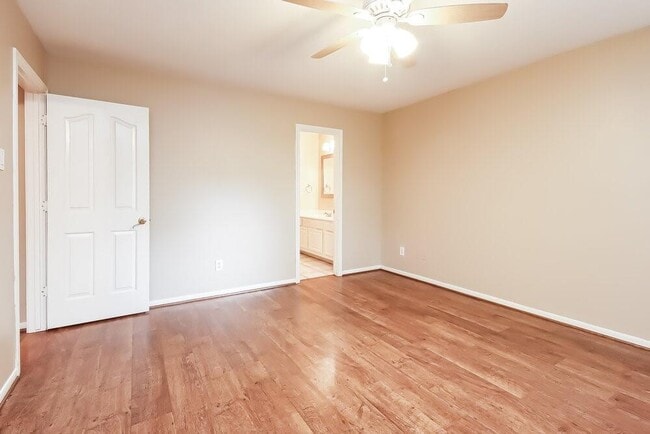 Building Photo - 22926 Sugar Bear Dr
