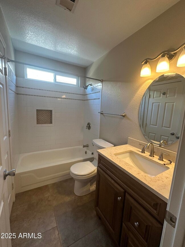 Building Photo - 3948 W Chama Dr