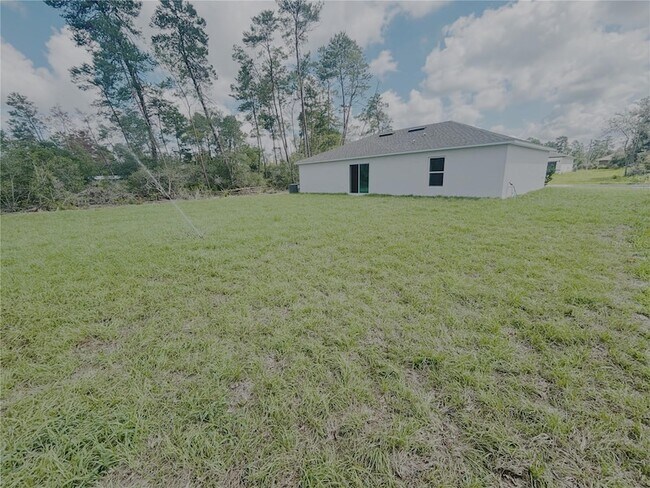 Building Photo - 3040 SW 168th Loop