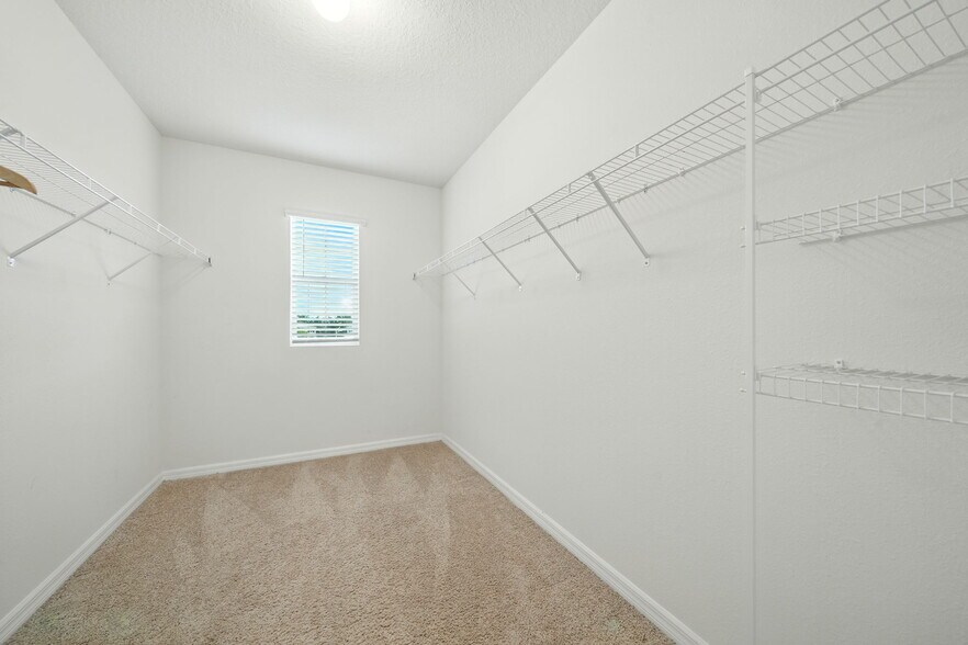 Building Photo - 17006 Wave Tressle Pl