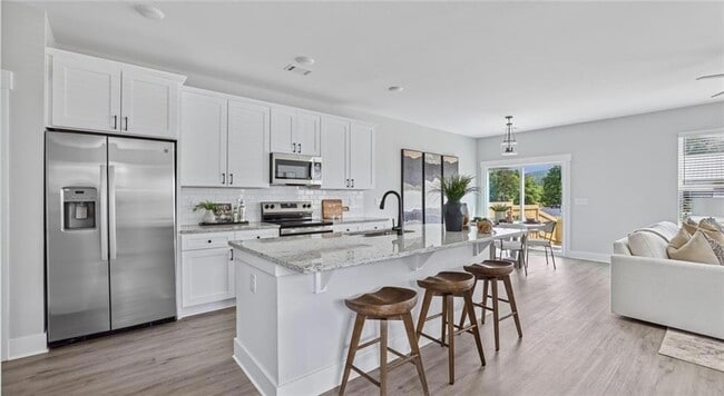 Primary Photo - 102 Fairlie Pkwy