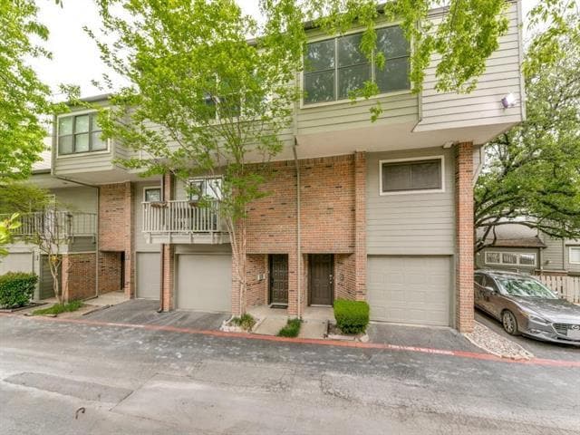 Primary Photo - 6808 Eastridge Dr