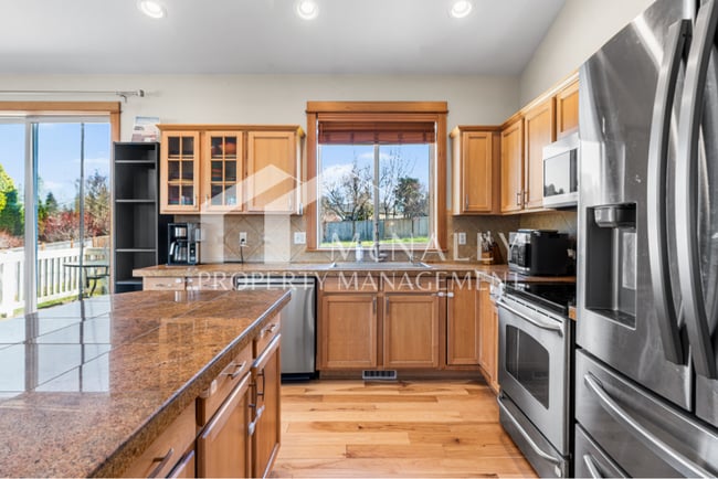 Building Photo - Beautiful Craftsman Home in the Desirable Southlake Ridge Community