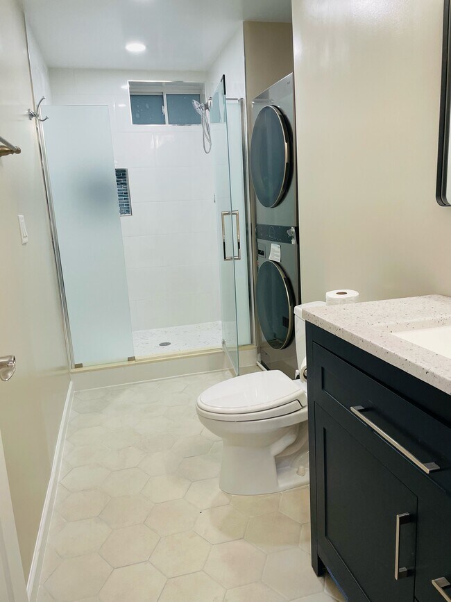 New shower room with own new washer dryer in unit - 2216 Laurel Ridge Rd