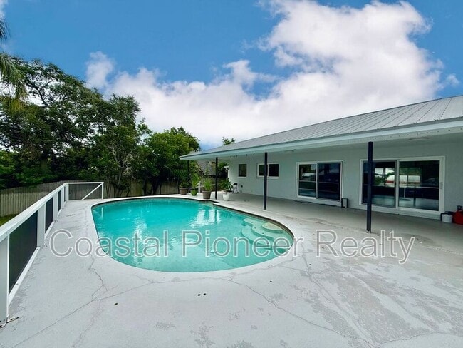 Building Photo - 613 Kingston Ct
