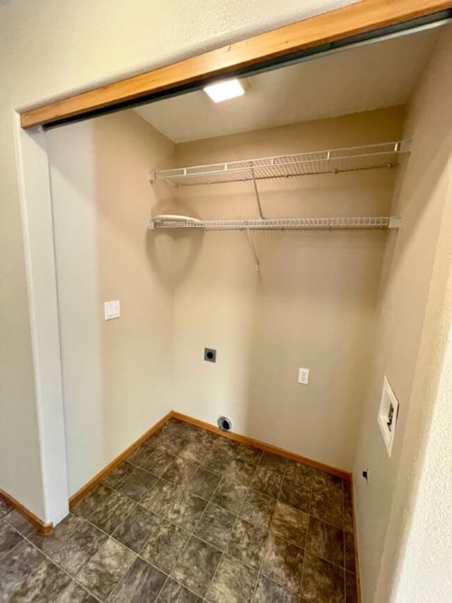 Building Photo - 61385 Sally Ln