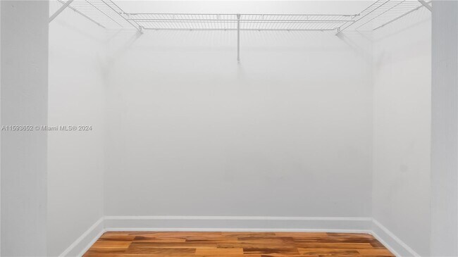 Building Photo - 140 S Dixie Hwy