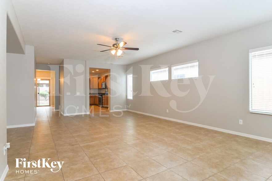 Building Photo - 3957 Vulcan St