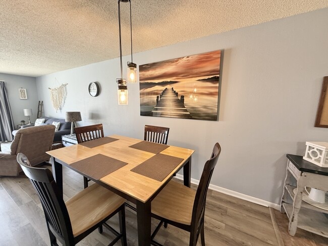 Building Photo - 5371 Central Ave