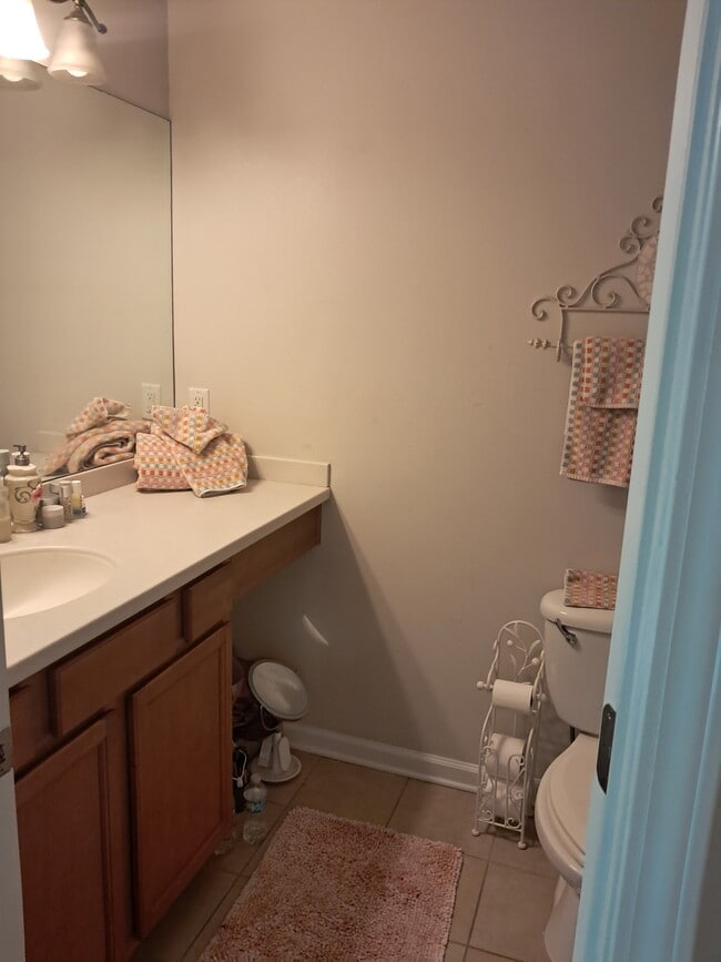 Building Photo - 317 Sand Oak Blvd