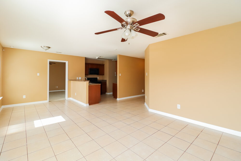 Building Photo - 10009 Quail Glen Dr