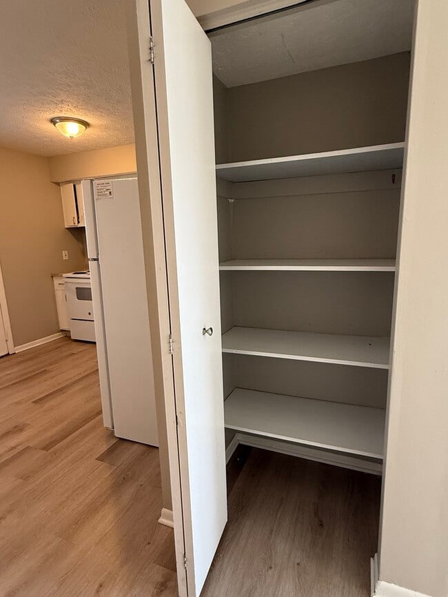 Building Photo - 2 bedroom townhome in Dublin Schools