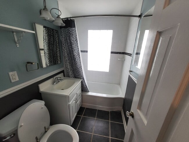 Building Photo - Secluded 4-Bedroom Carriage House with Workshop on Private Road