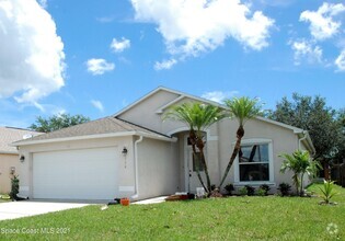 Building Photo - 720 Wickham Lakes Dr