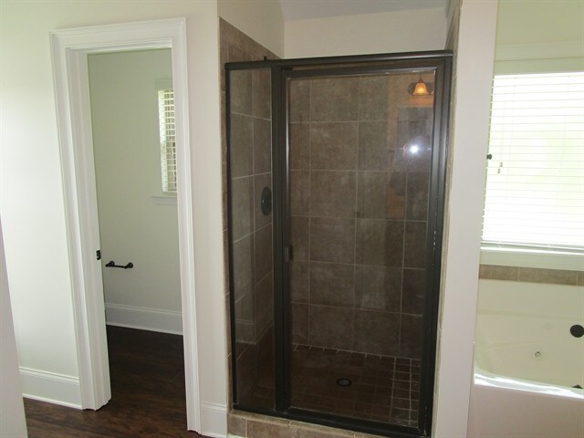 Building Photo - 2572 Corey Park Dr