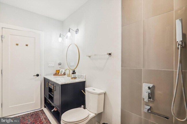 Building Photo - 416 Longfellow St NW