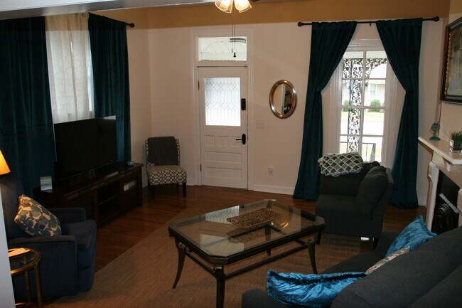 Living Room - 705 Stevens Ave NE