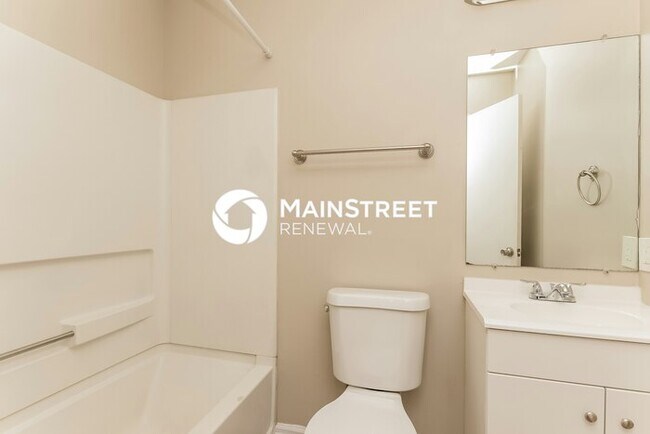 Building Photo - 3 Bedroom Pet-Friendly Home in Lithonia, GA with Main Street Renewal