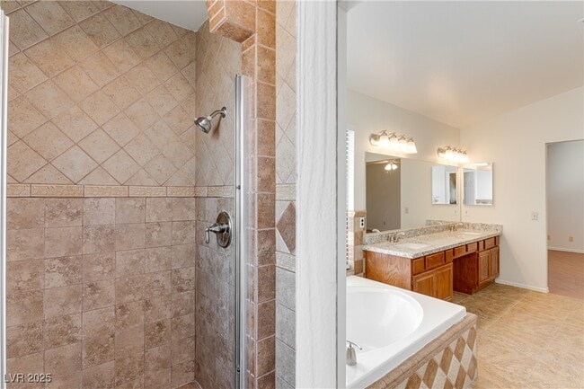 Building Photo - 1517 Kirby Dr