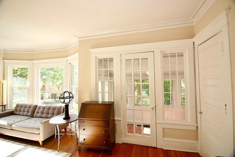 Building Photo - 2719 E Hartford Ave