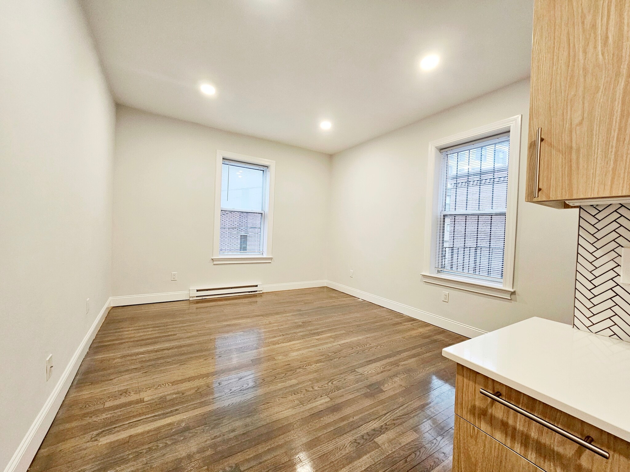 Building Photo - 501 Beacon St