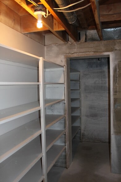 Building Photo - 429 W 2700 S