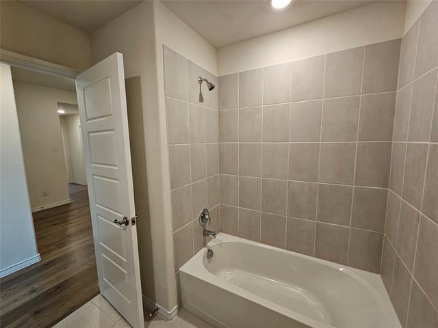 Building Photo - 804 Serenity Sound Dr