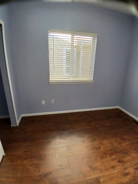 Building Photo - 8144 Cedar Chase Dr