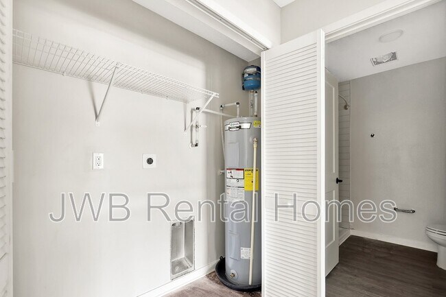 Building Photo - 10109 Old St Augustine Rd