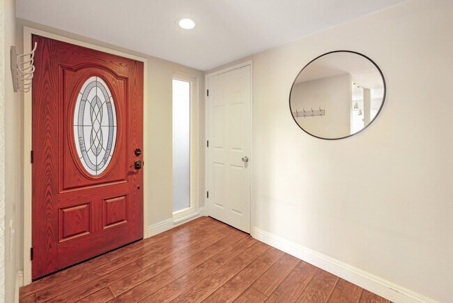 Building Photo - 3168 Via Vista