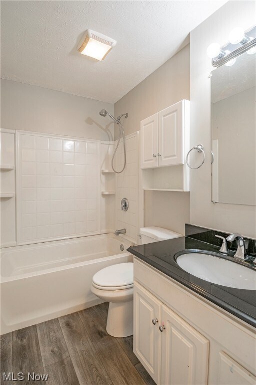 Building Photo - 2382 Massillon Rd