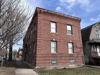 Building Photo - 2707 E 78th St