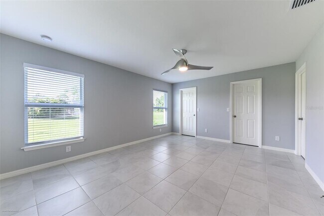 Building Photo - 25583 Deep Creek Blvd