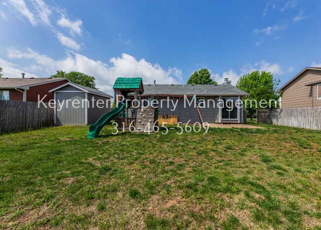 Building Photo - 1610 Summerwood St