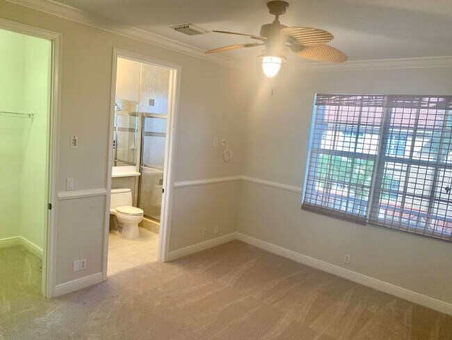 Building Photo - 4805 Sawgrass Breeze Dr