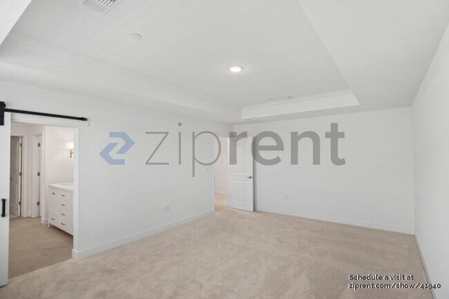 Building Photo - 439 Monastery Dr