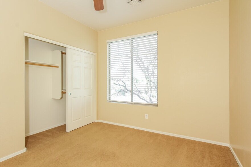 Building Photo - 27301 N 86th Ave