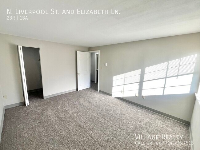 Building Photo - 75 N Liverpool St