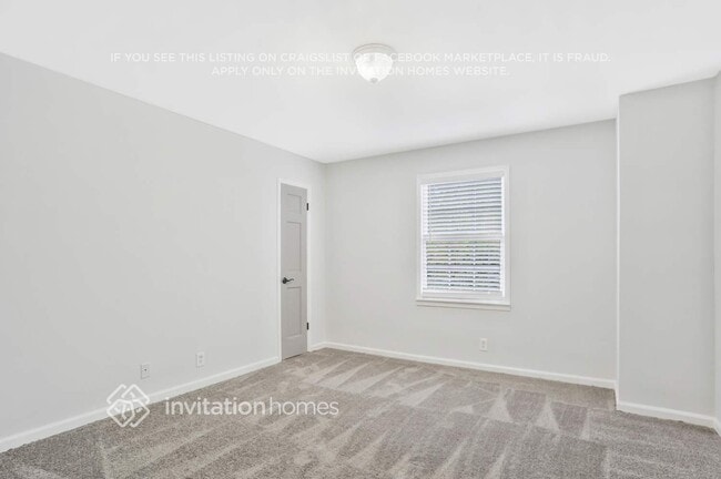 Building Photo - 5041 Edinburgh Terrace